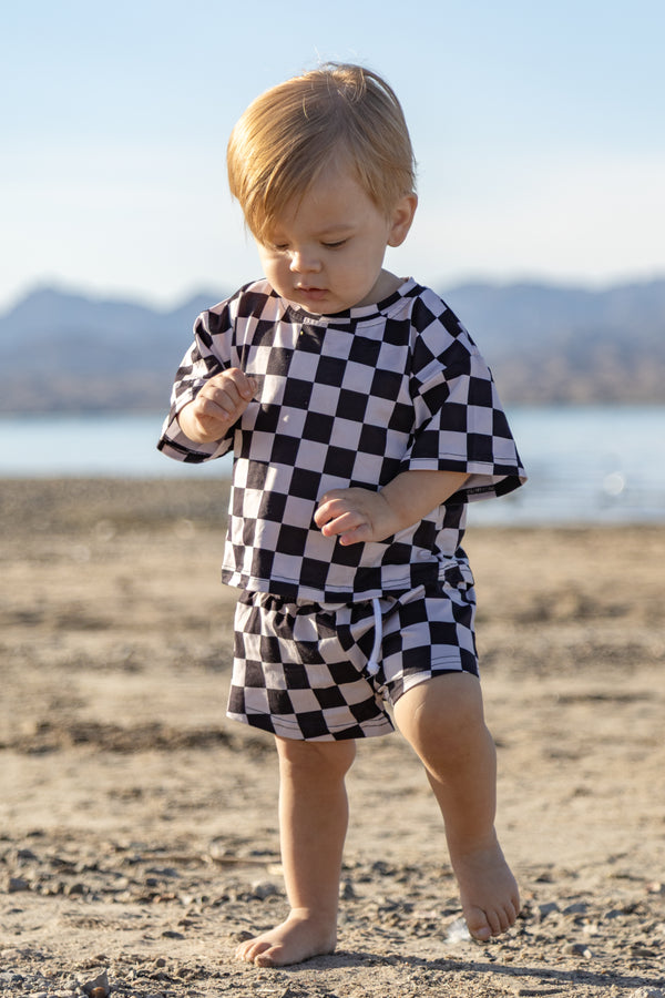 Classic Checkered Set